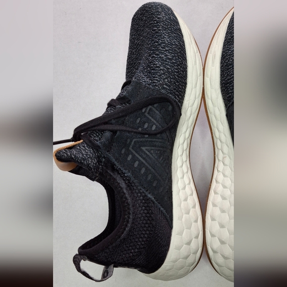 New Balance Sneaker - Picture 10 of 16